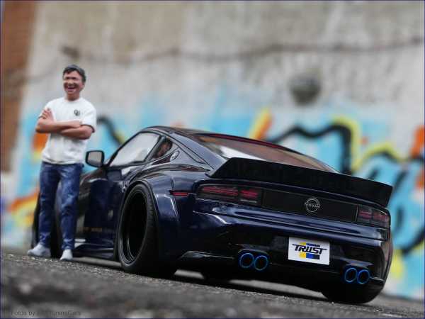 1:18 Nissan Fairlady Z - DarkBlue - Pandem Breitbau inkl. OVP